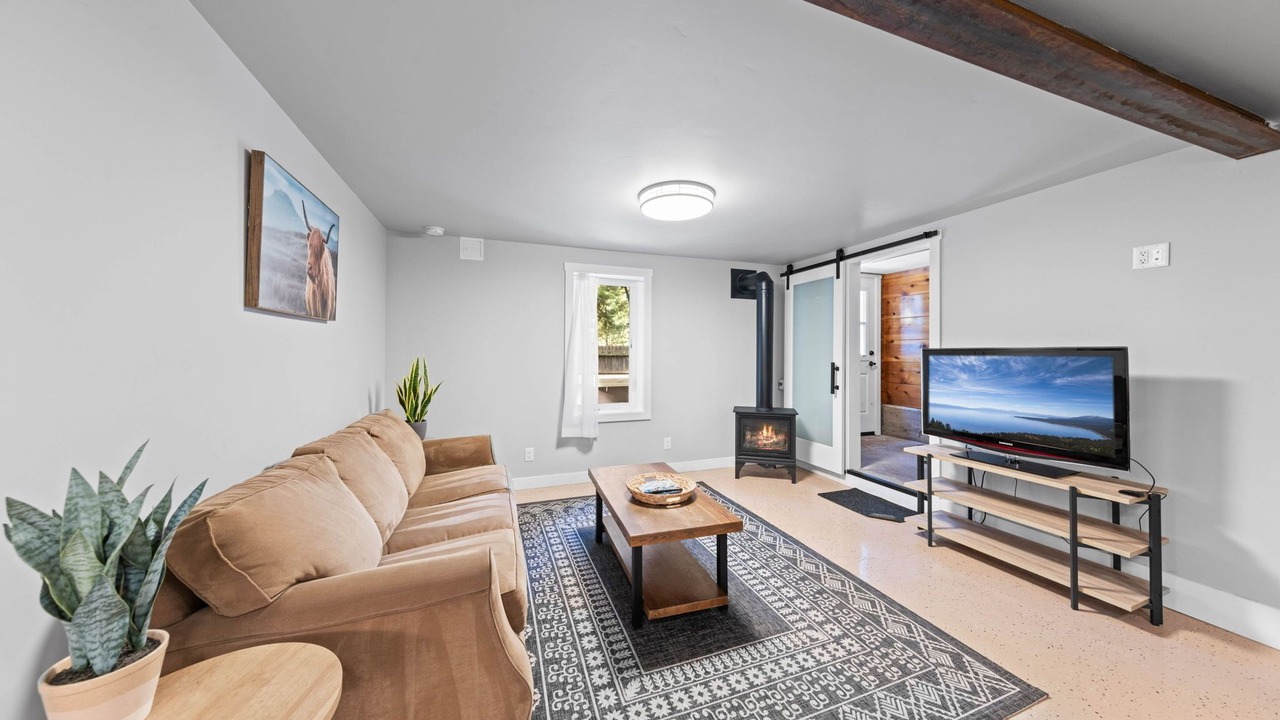 Photo of Livingroom in Kings Beach