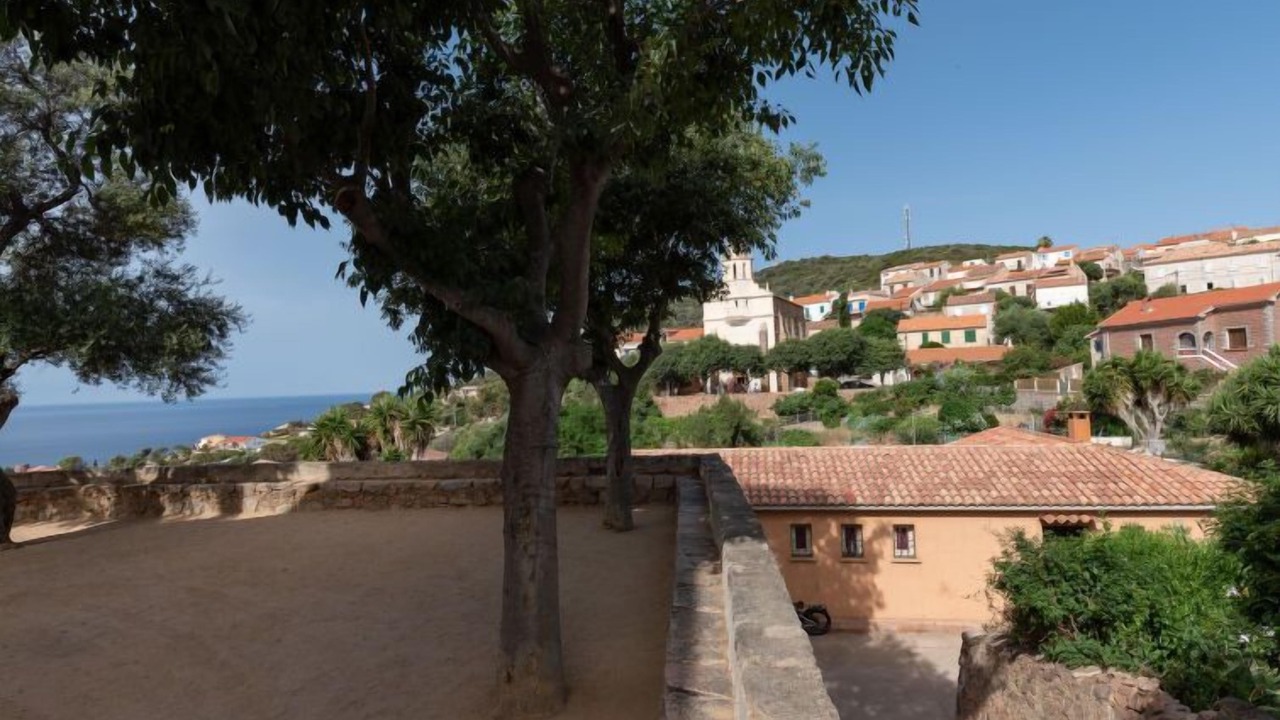 Photo of Others in Cargese