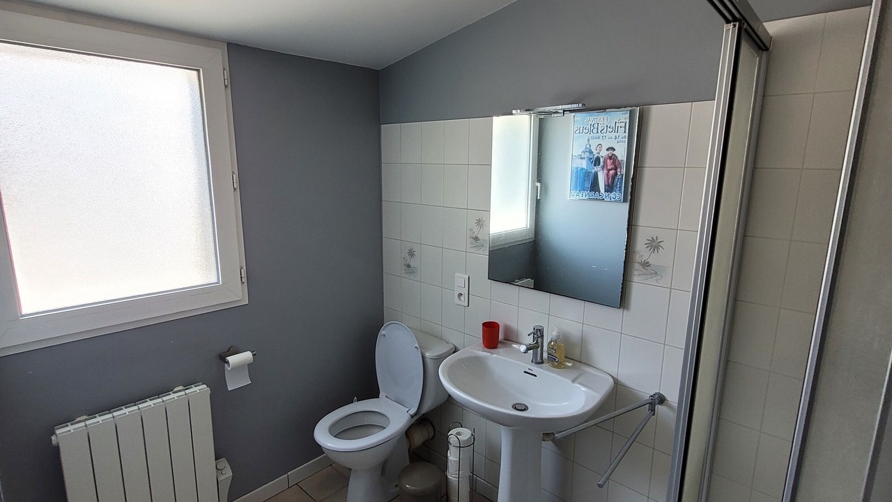 Photo of Bathroom in La Roche-Bernard