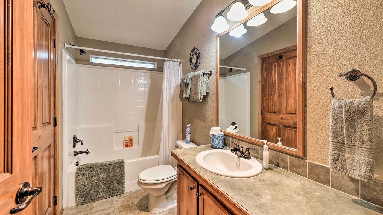 Photo of Bathroom in Irwin