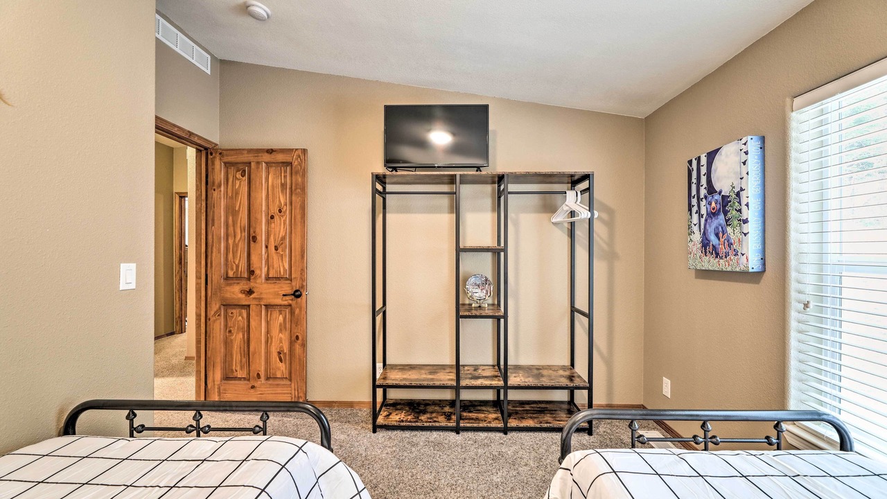 Photo of Bedroom in Irwin