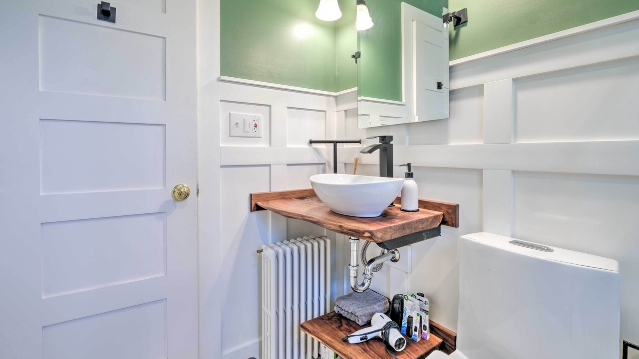 Photo of Bathroom in Rose Haven