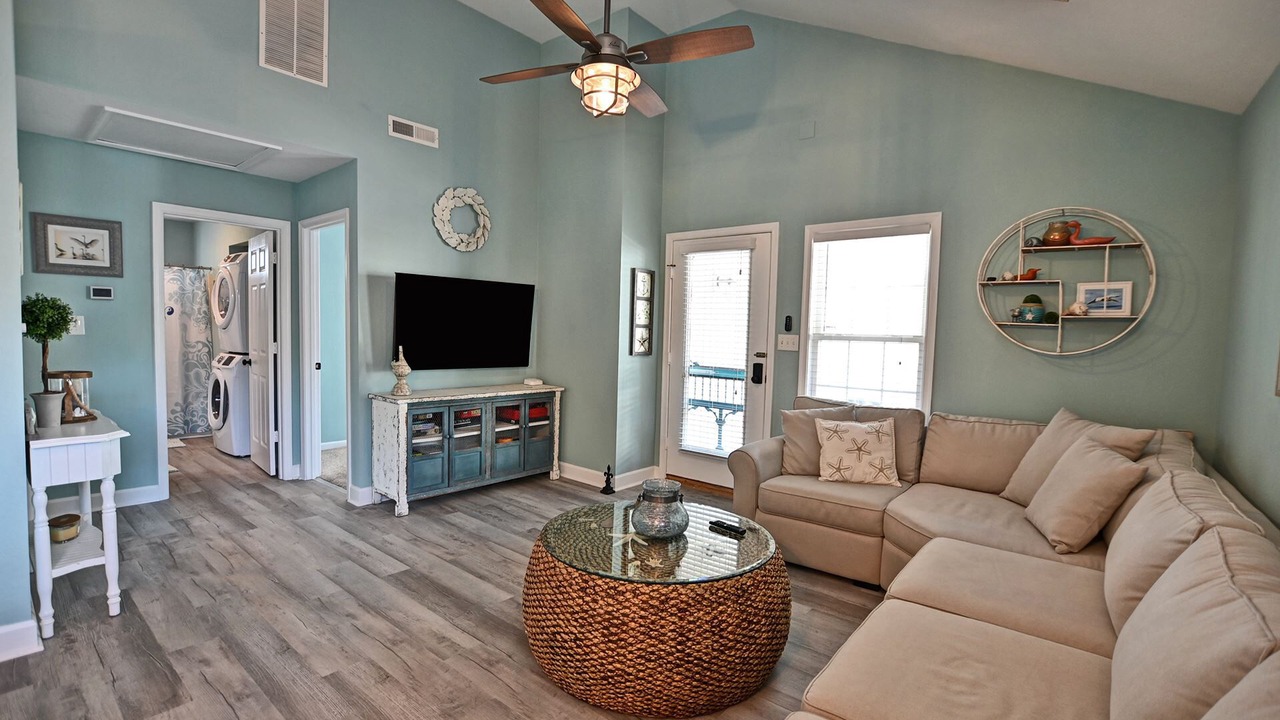 Photo of Livingroom in Clearwater