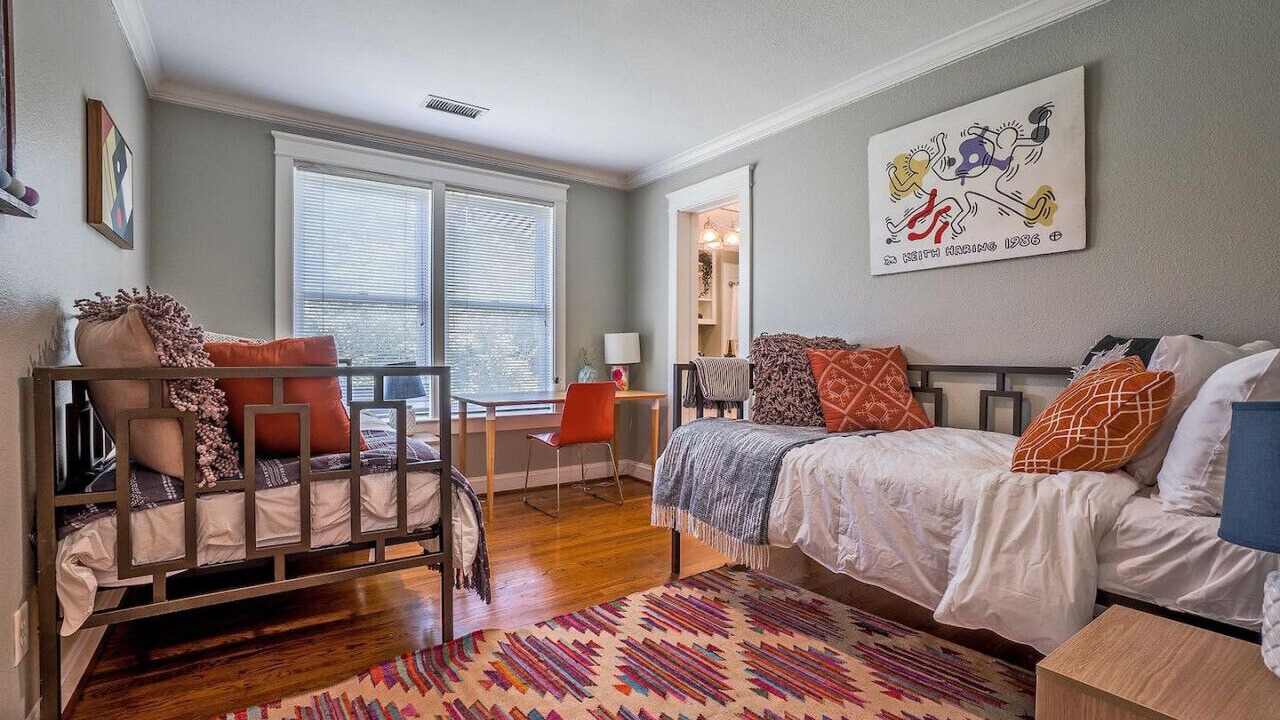 Photo of Bedroom in Uptown