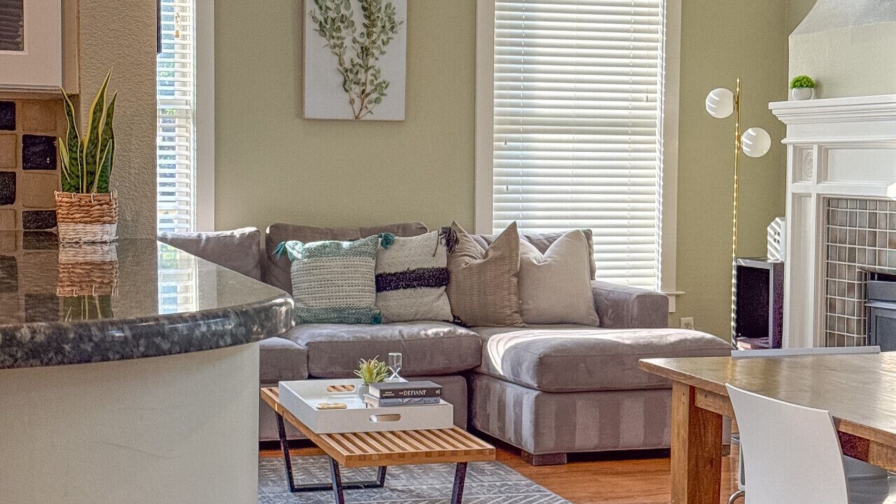 Photo of Livingroom in Uptown