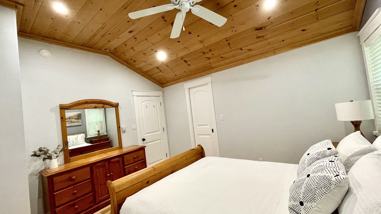 Photo of Bedroom in Port Sydney