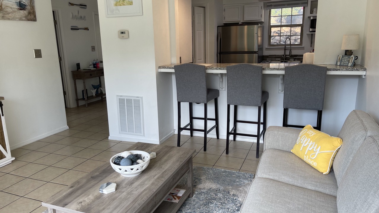 Photo of Livingroom in Mid America