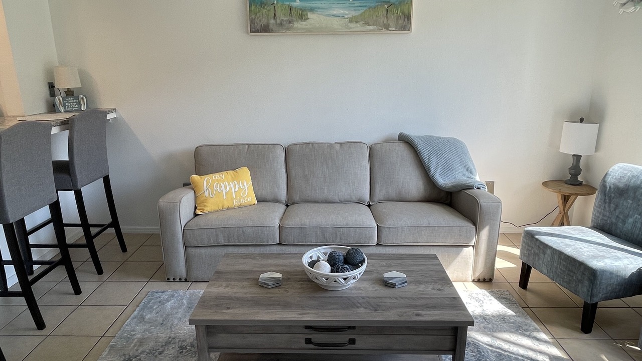 Photo of Livingroom in Mid America