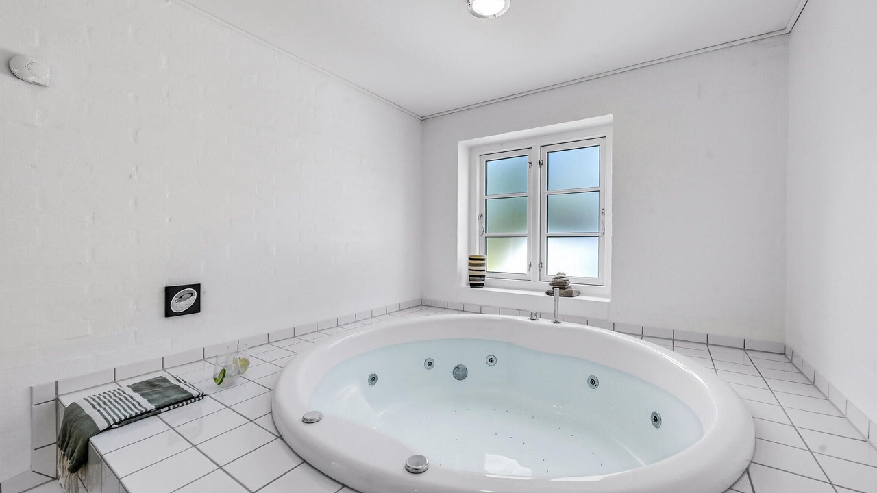 Photo of Bathroom in Øby