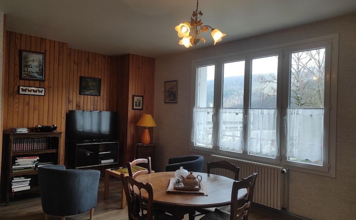 Photo of Livingroom in Revin
