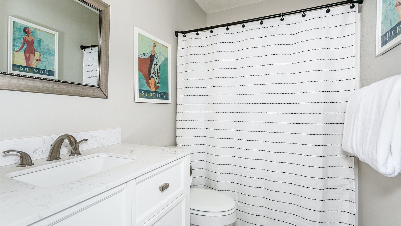 Photo of Bathroom in Gulf Breeze