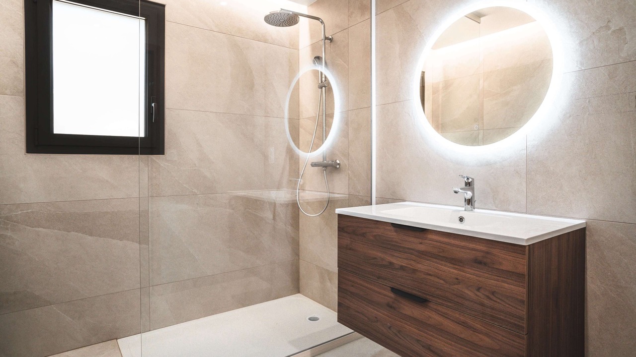 Photo of Bathroom in Espalion