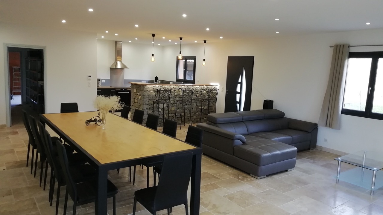 Photo of Others in Banne