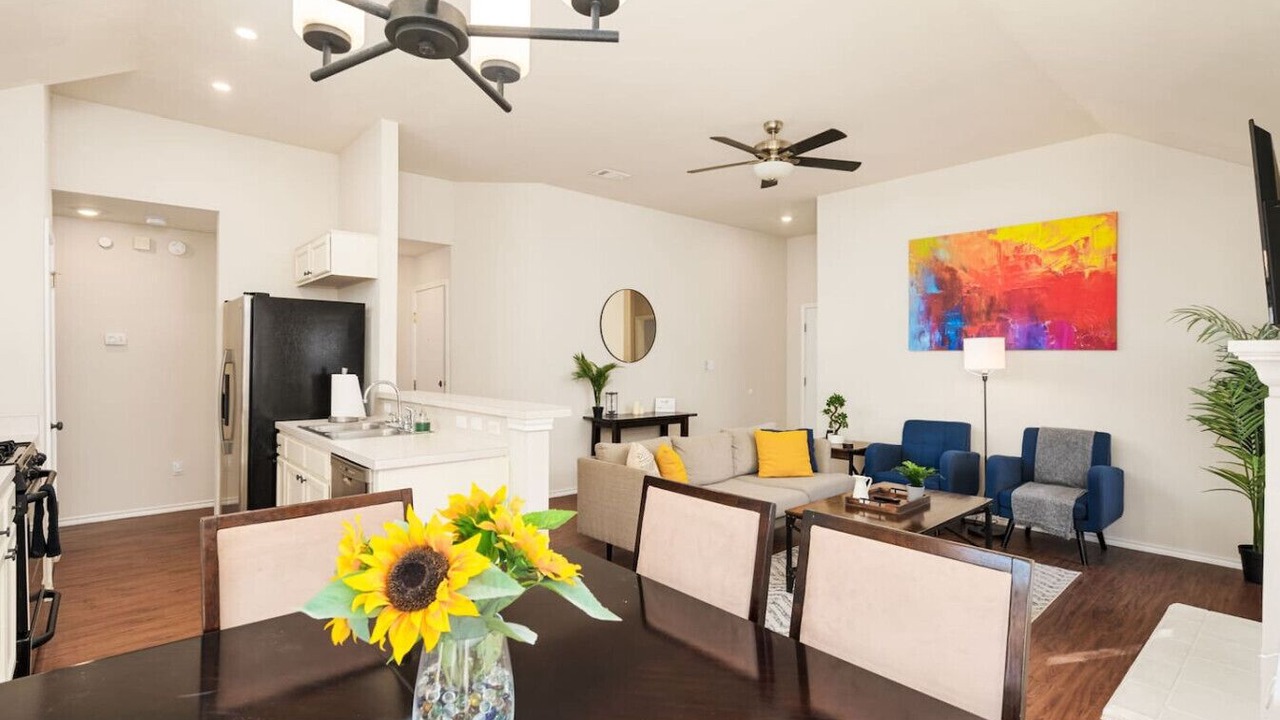 Photo of Livingroom in Round Rock
