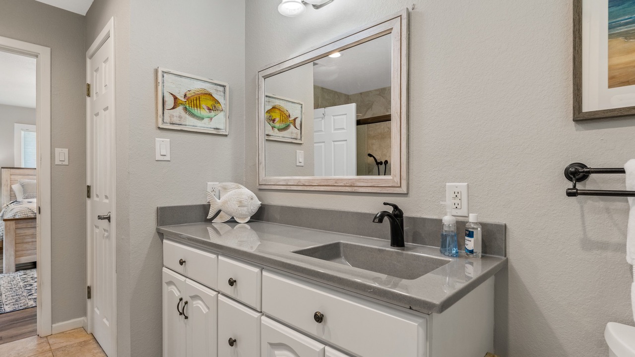 Photo of Bathroom in Carolyn Estates