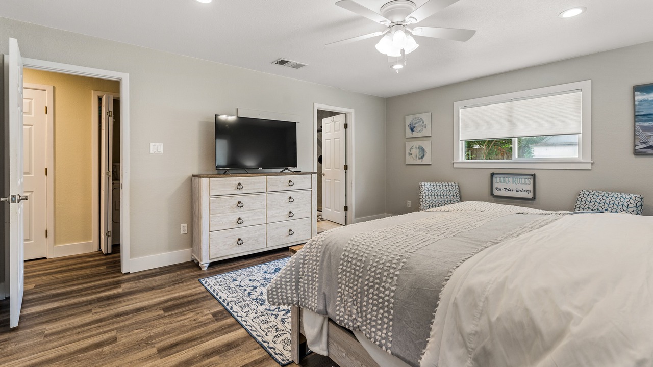 Photo of Bedroom in Carolyn Estates
