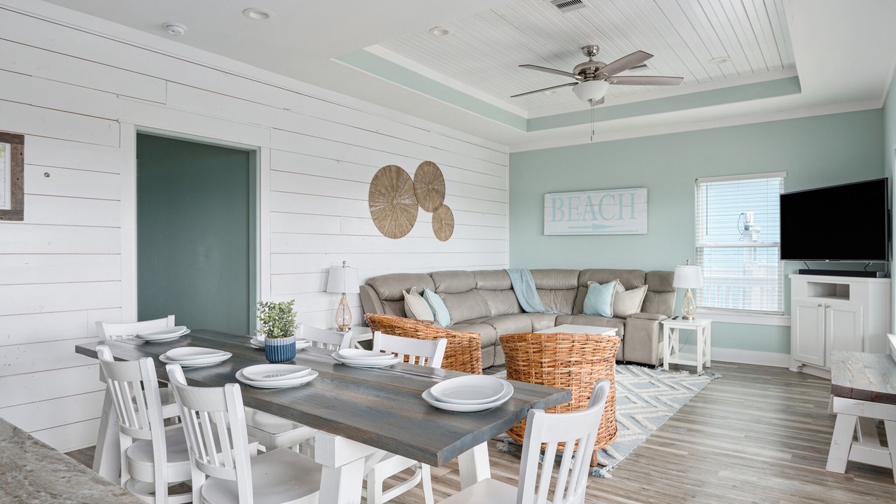 Photo of Livingroom in Crystal Beach