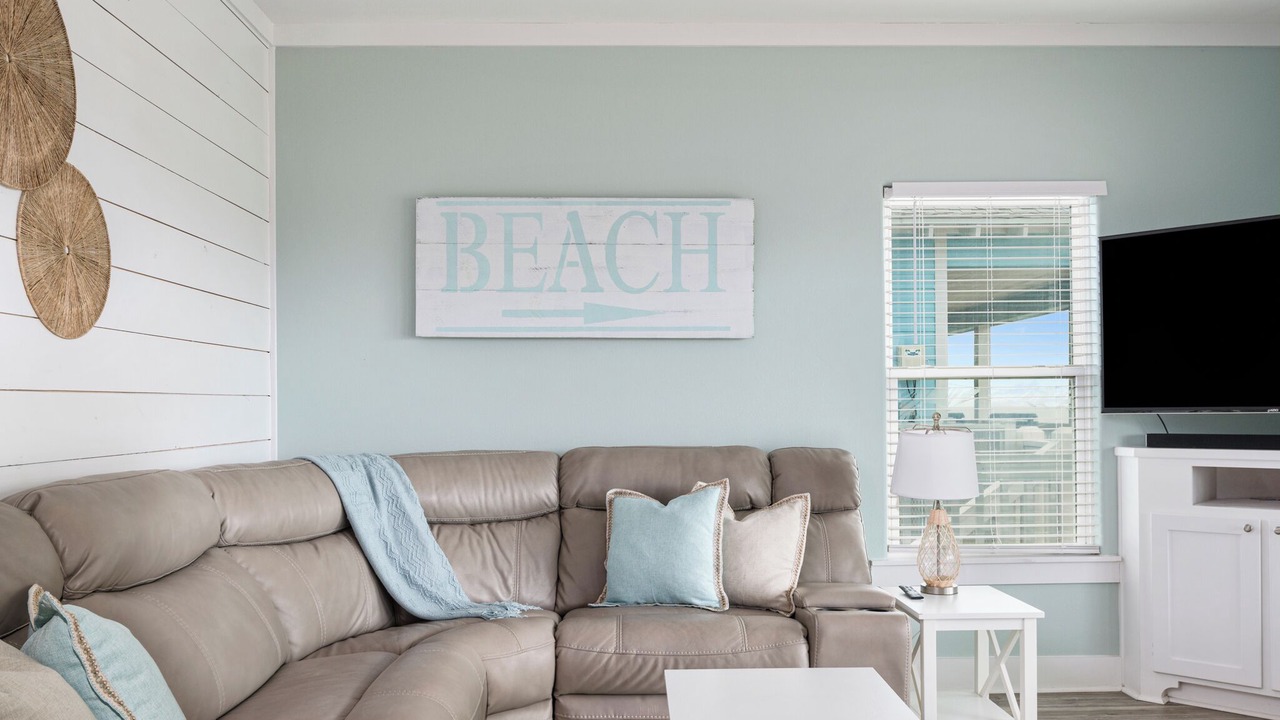 Photo of Livingroom in Crystal Beach