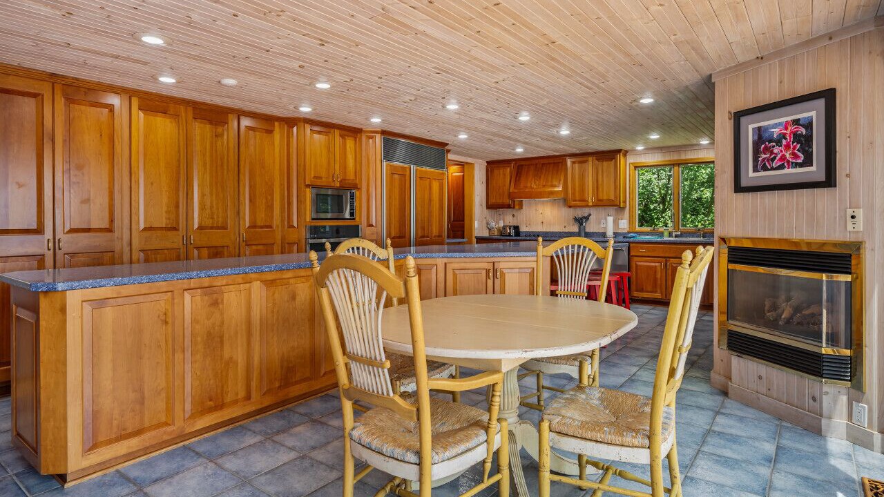 Photo of Others in Grange Landing