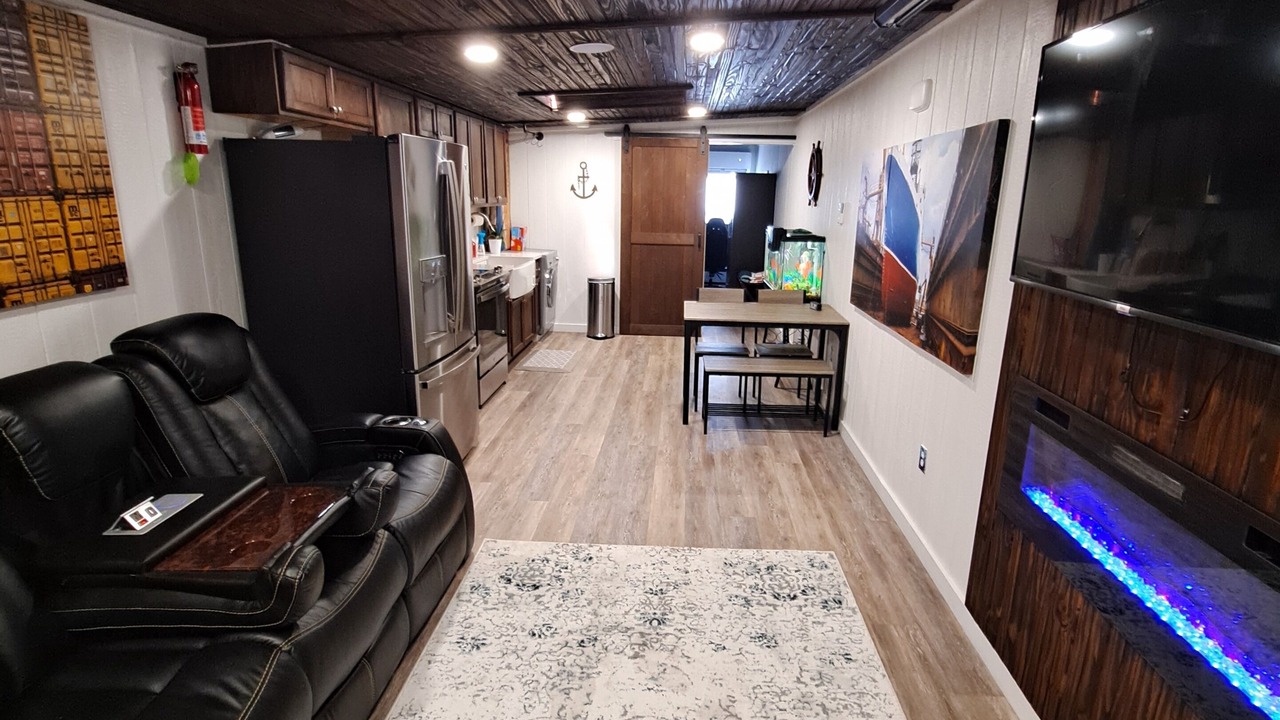 Photo of Livingroom in Bastrop
