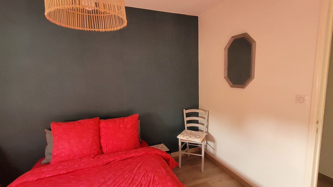 Photo of Bedroom in Lunel-Viel