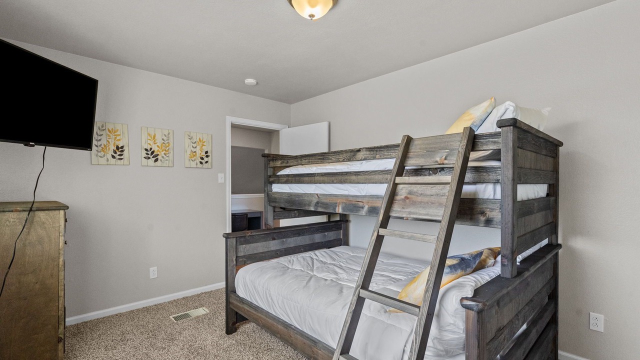 Photo of Bedroom in Duncanville