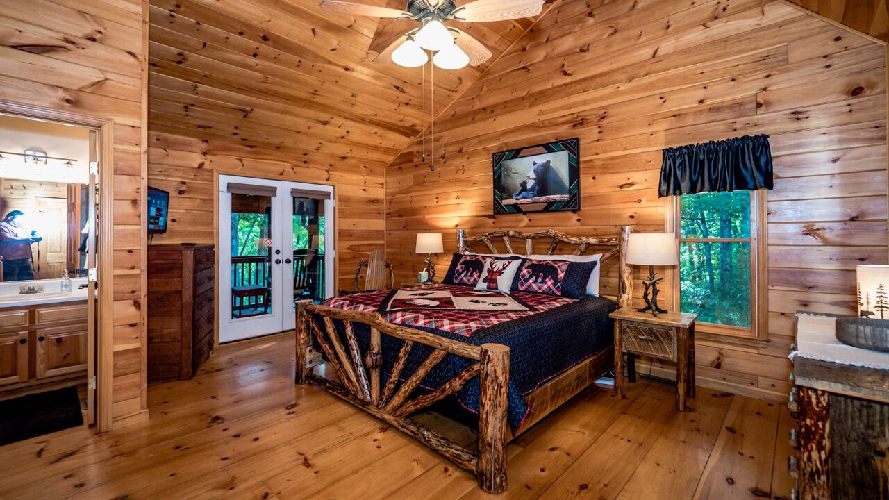 Photo of Bedroom in Walnut Mountain