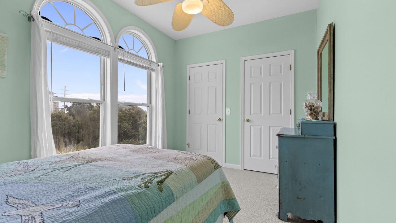 Photo of Bedroom in Emerald Isle