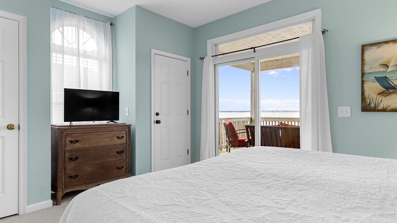 Photo of Bedroom in Emerald Isle