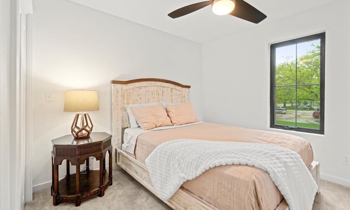 Photo of Bedroom in Cedar Falls