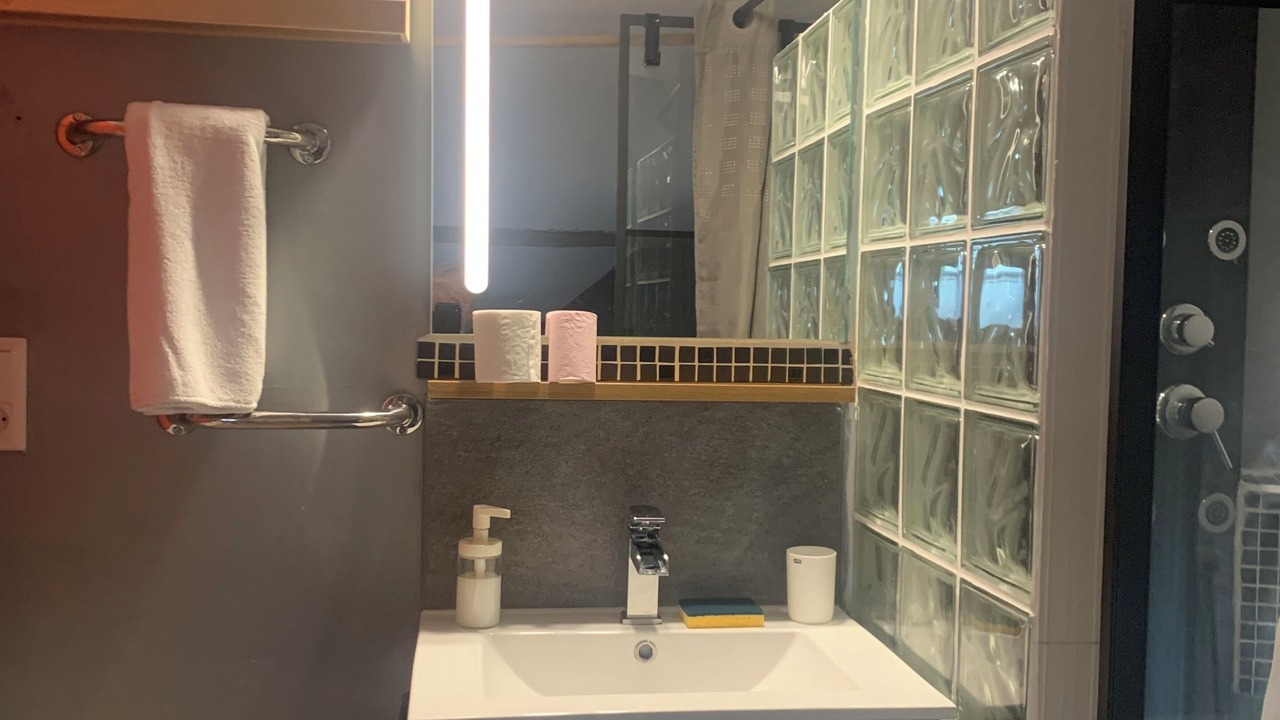 Photo of Bathroom in Le Poujol-sur-Orb