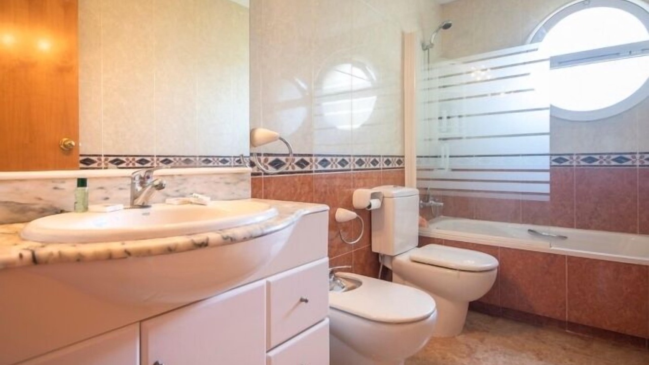 Photo of Bathroom in Calafell