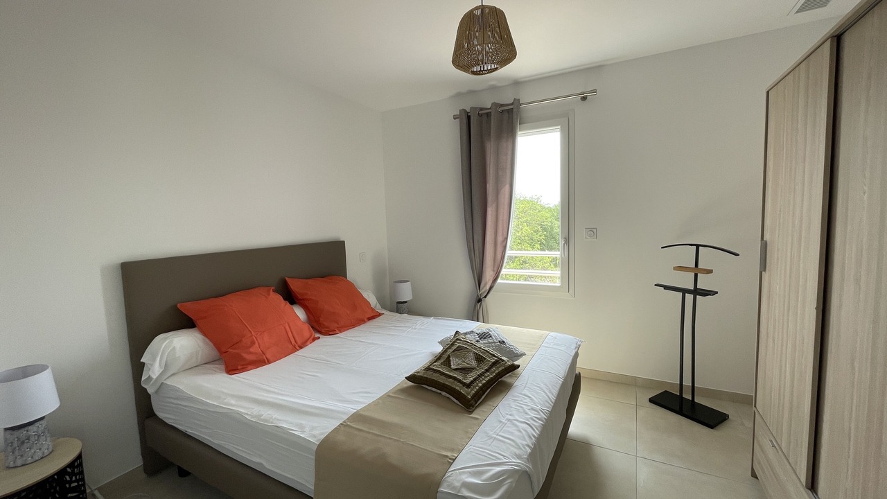 Photo of Bedroom in Neffies