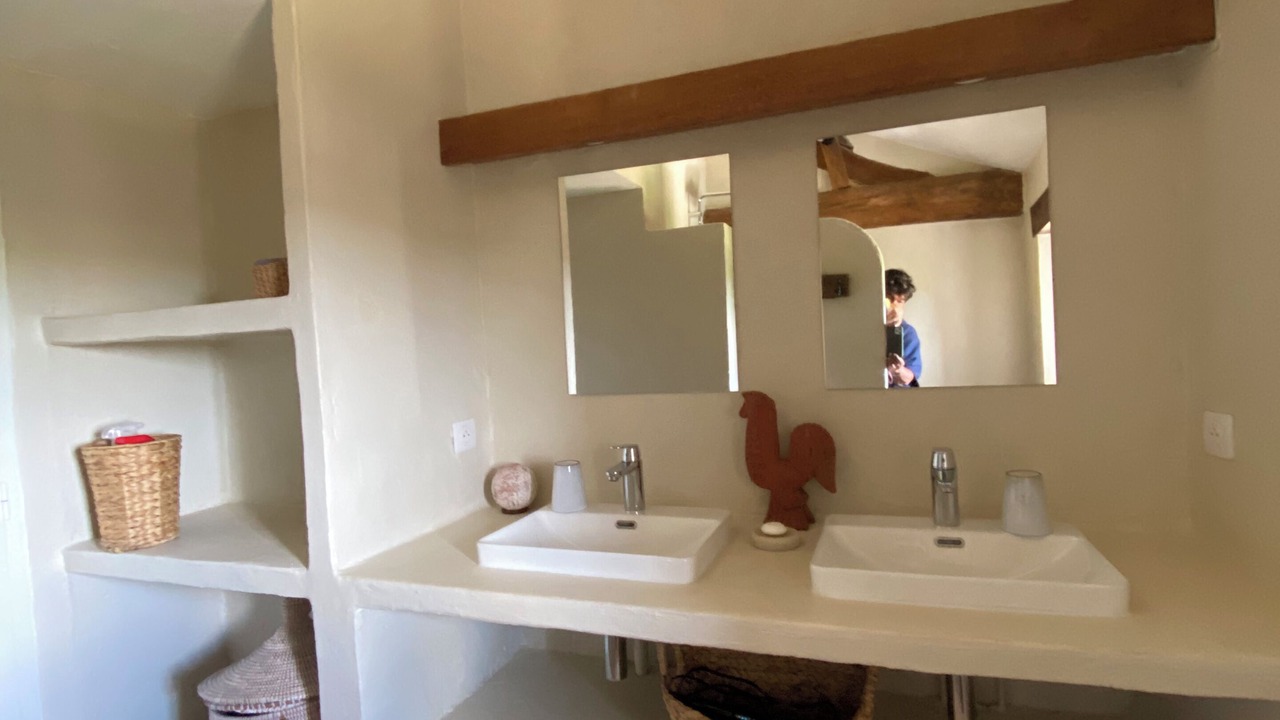 Photo of Bathroom in Saint-Etienne-sur-Chalaronne