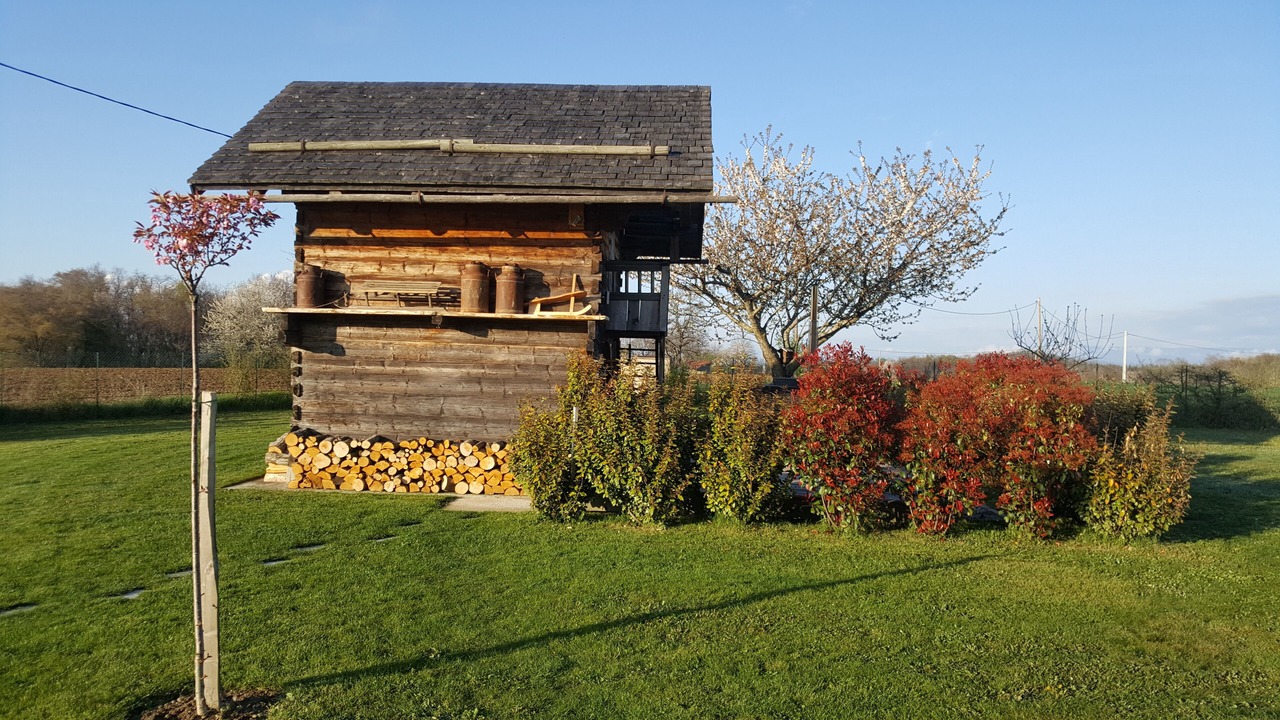 Photo of Outdoor in Saint-Victor-de-Cessieu