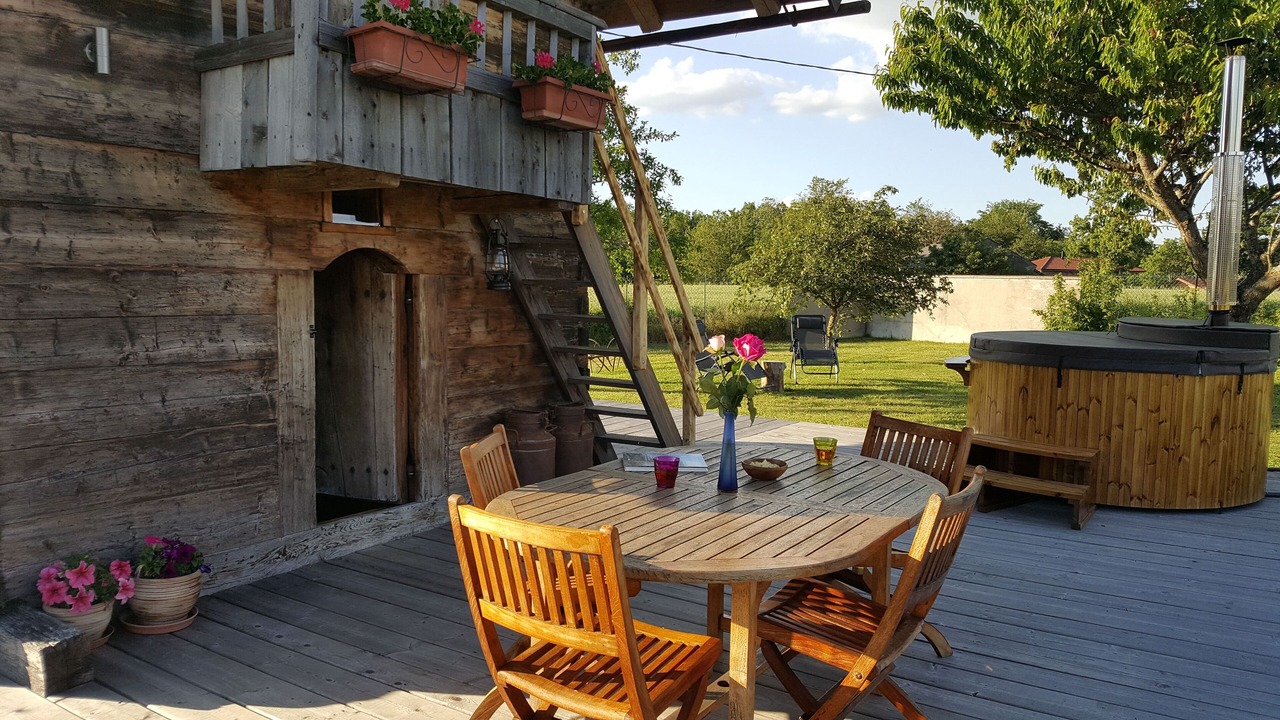 Photo of Outdoor in Saint-Victor-de-Cessieu