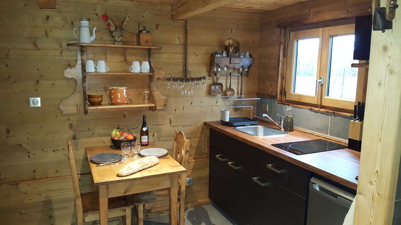 Photo of Kitchen in Saint-Victor-de-Cessieu
