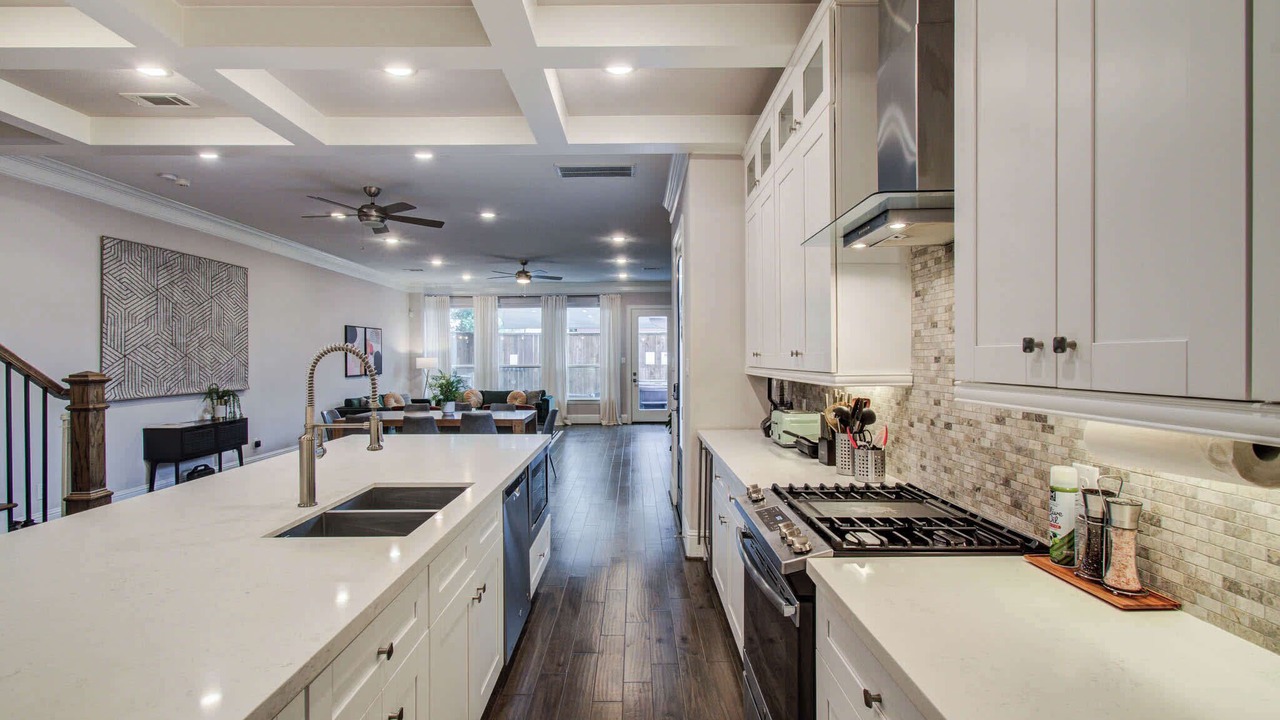 Photo of Kitchen in Washington Ave./ Memorial Park