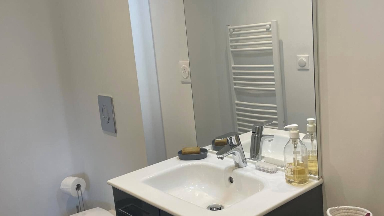 Photo of Bathroom in Lorris
