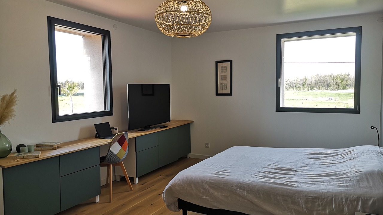 Photo of Bedroom in Saint-Genis