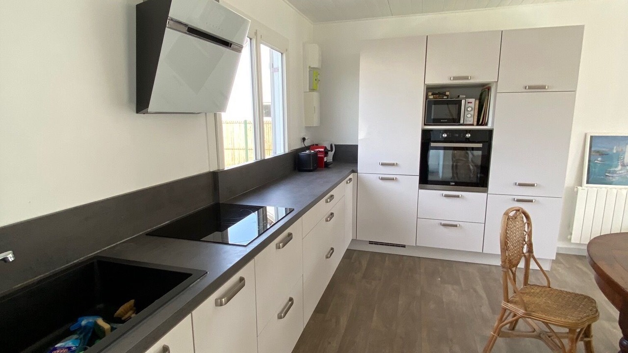 Photo of Kitchen in Saint-Vaast-la-Hougue