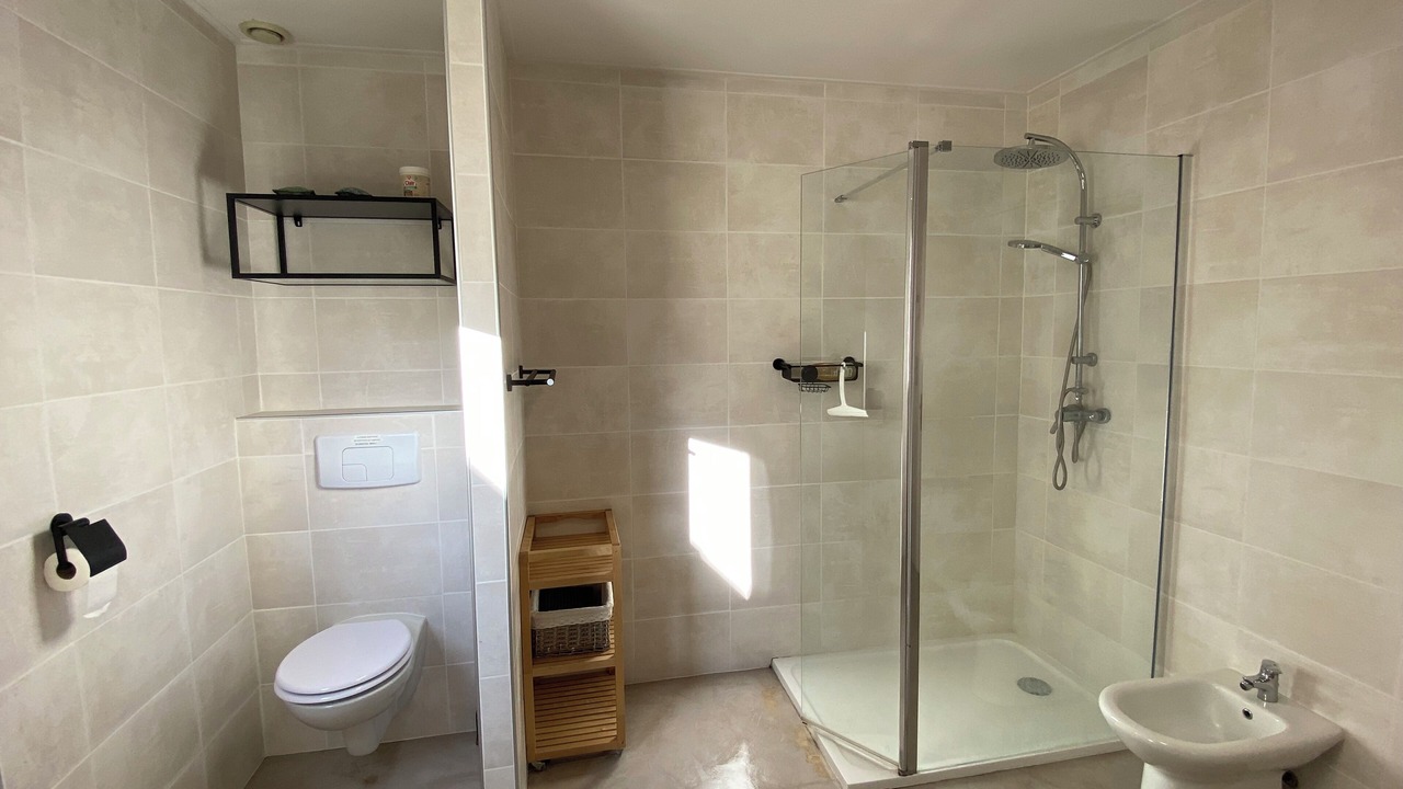 Photo of Bathroom in Les Plans