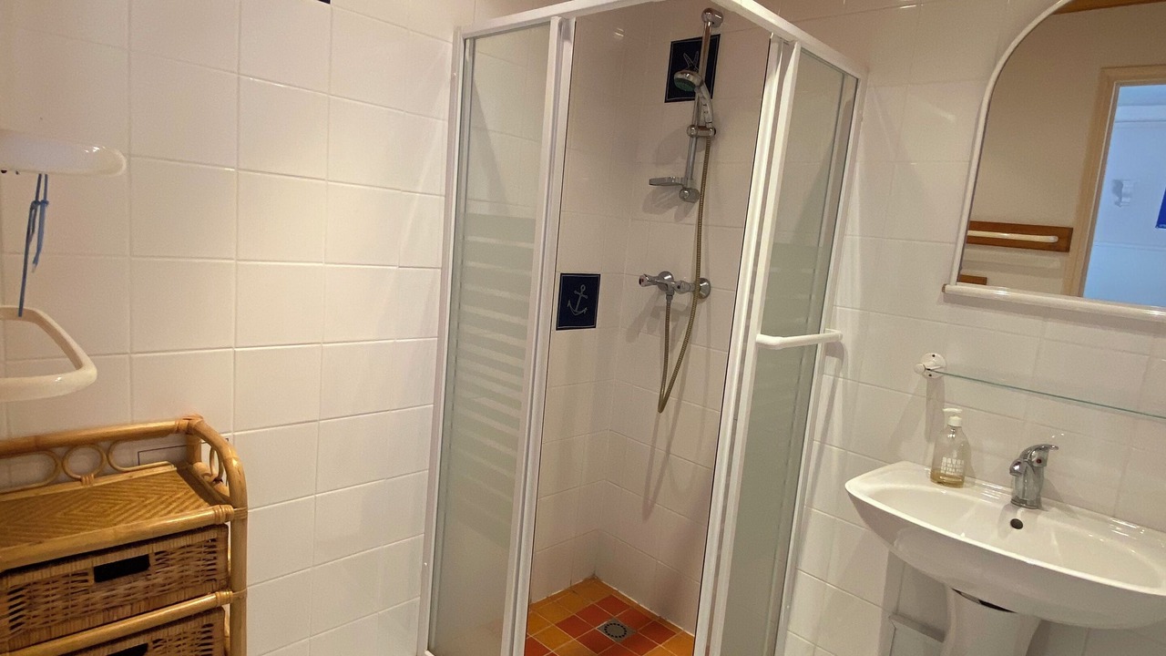 Photo of Bathroom in Les Plans