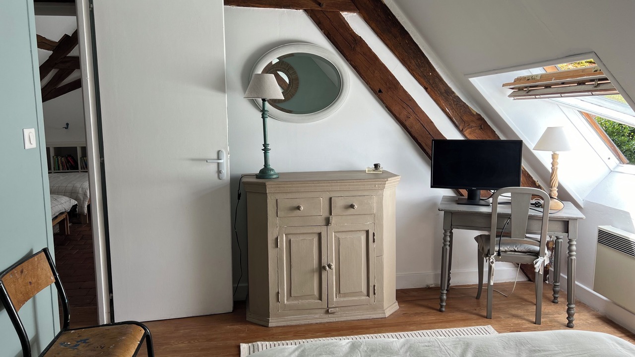 Photo of Bedroom in Quincy
