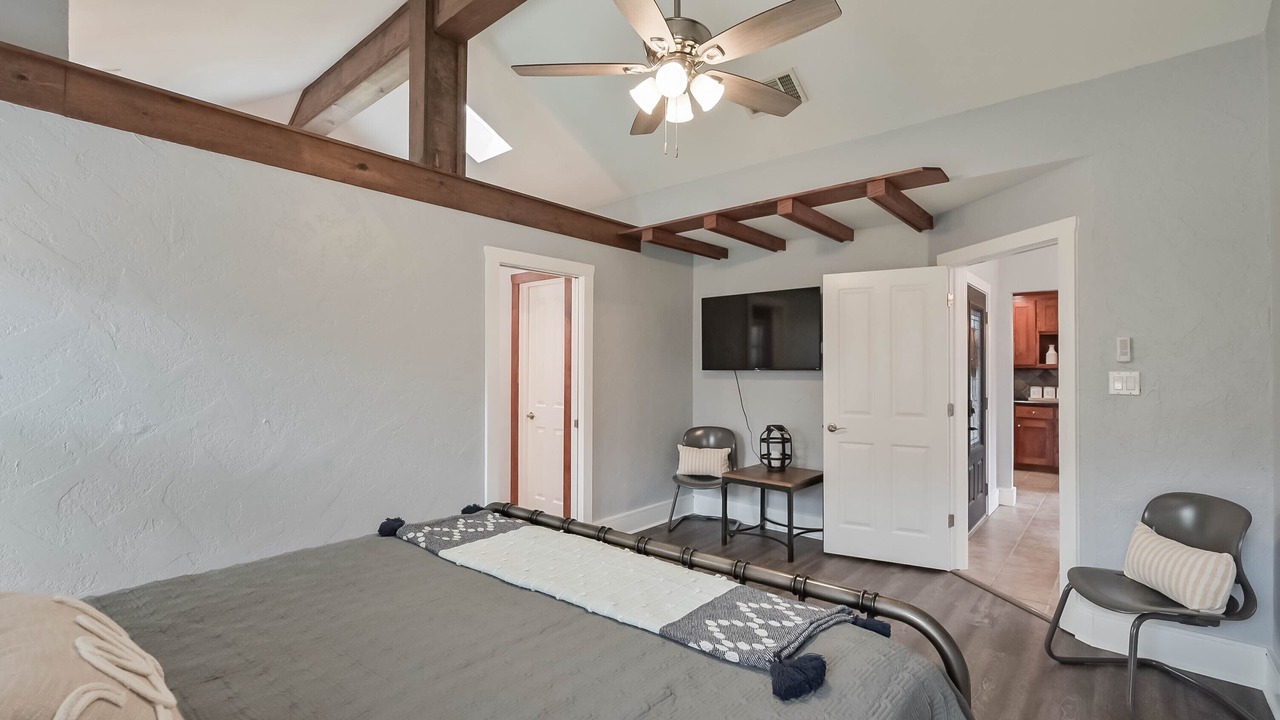 Photo of Bedroom in South Arlington