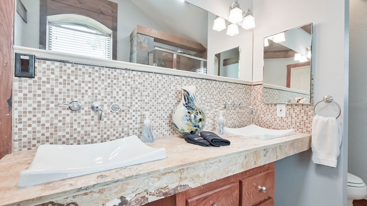 Photo of Bathroom in South Arlington