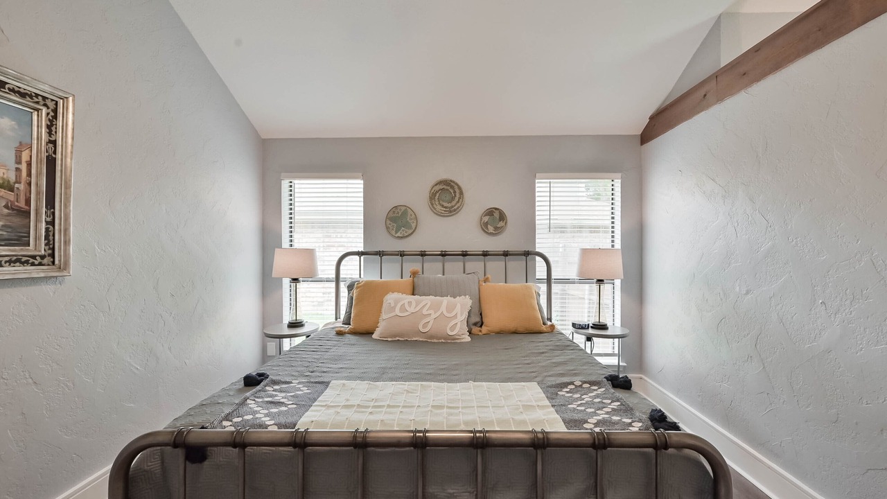 Photo of Bedroom in South Arlington