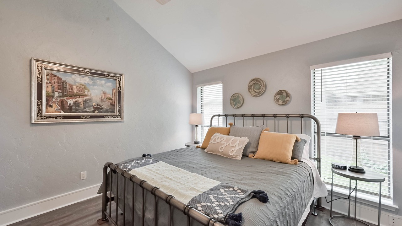 Photo of Bedroom in South Arlington