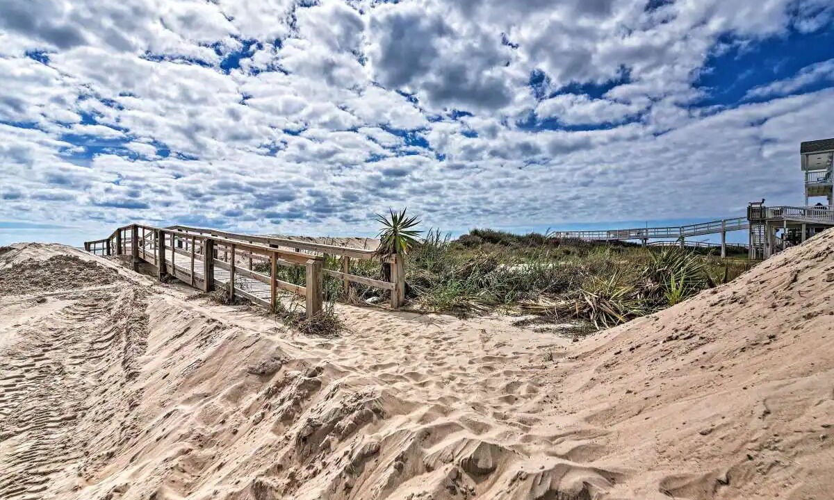 Photo of Others in Surfside Beach