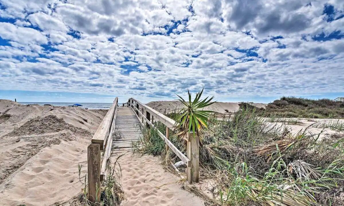 Photo of Others in Surfside Beach